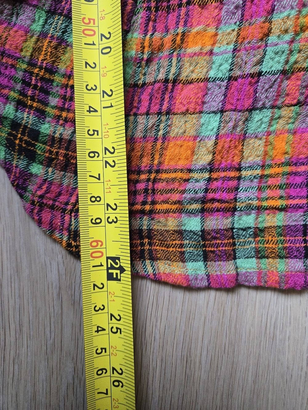 Anthropologie Pilcro Ruched Deep-V Plaid Buttondown Shirt Size S - Picture 8 of 9